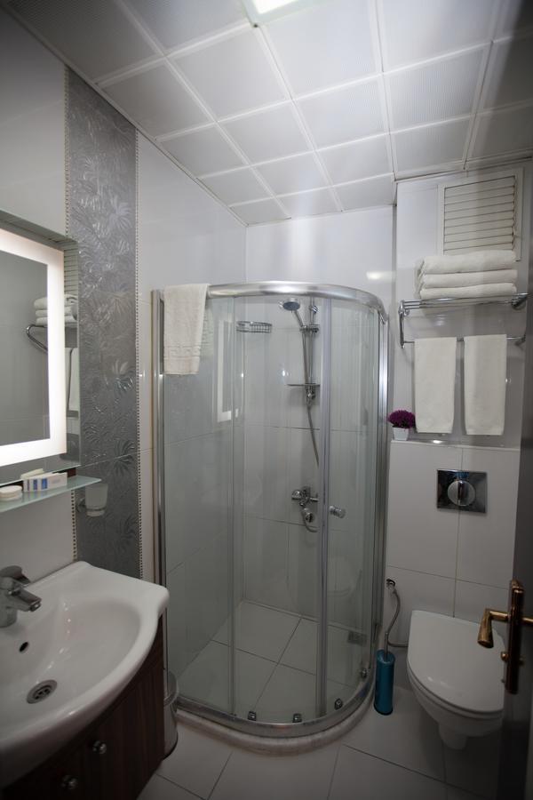 Hotel Bulvar Istambul Exterior foto